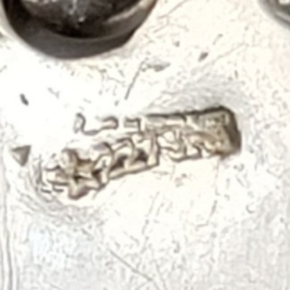 Classy, Distinctive, Vintage Mabe pearl, and Sterling Silver Earrings. - Picture 6 of 6